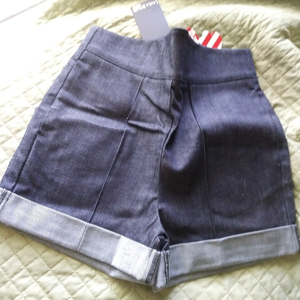 "NEW' Laura Brynne, Pinupgirl shorts